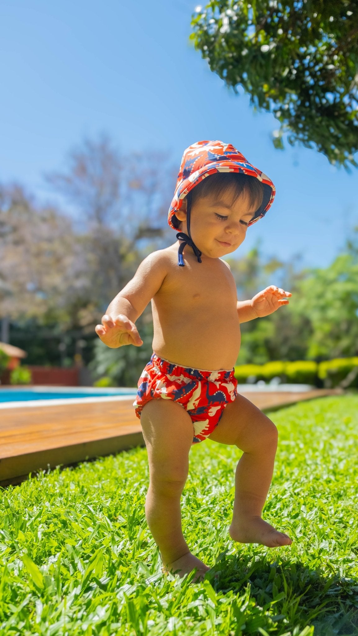 Conjunto de Baño Bebé UPF50 | Traje de Baño y Gorro Solar con Protección UV - shop_name peluche capibara popmart labubu diadelniño paraguay comprar en shop_name Conjunto de Baño Bebé UPF50 | Traje de Baño y Gorro Solar con Protección UV, la mejor calidad en - Wow Concept Conjunto de Baño Bebé UPF50 | Traje de Baño y Gorro Solar con Protección UV en